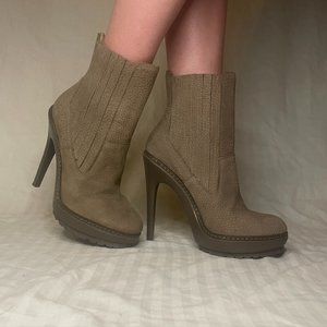 Paco Gil taupe high heel ankle boots